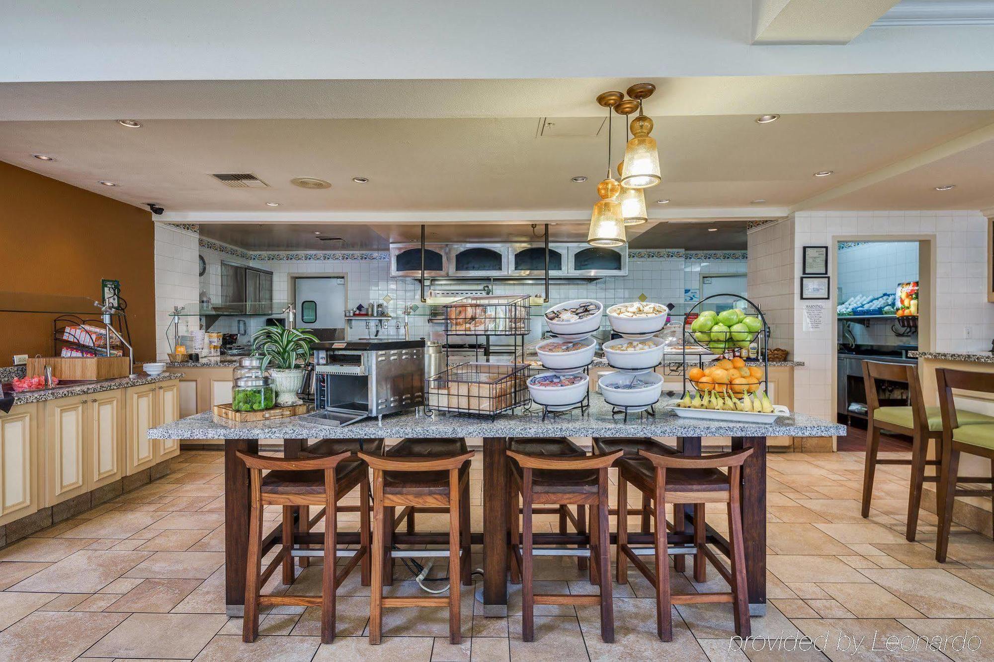 Hilton Garden Inn San Jose/Милпитас Екстериор снимка